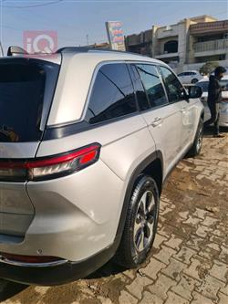 جيب جراند شيروكي